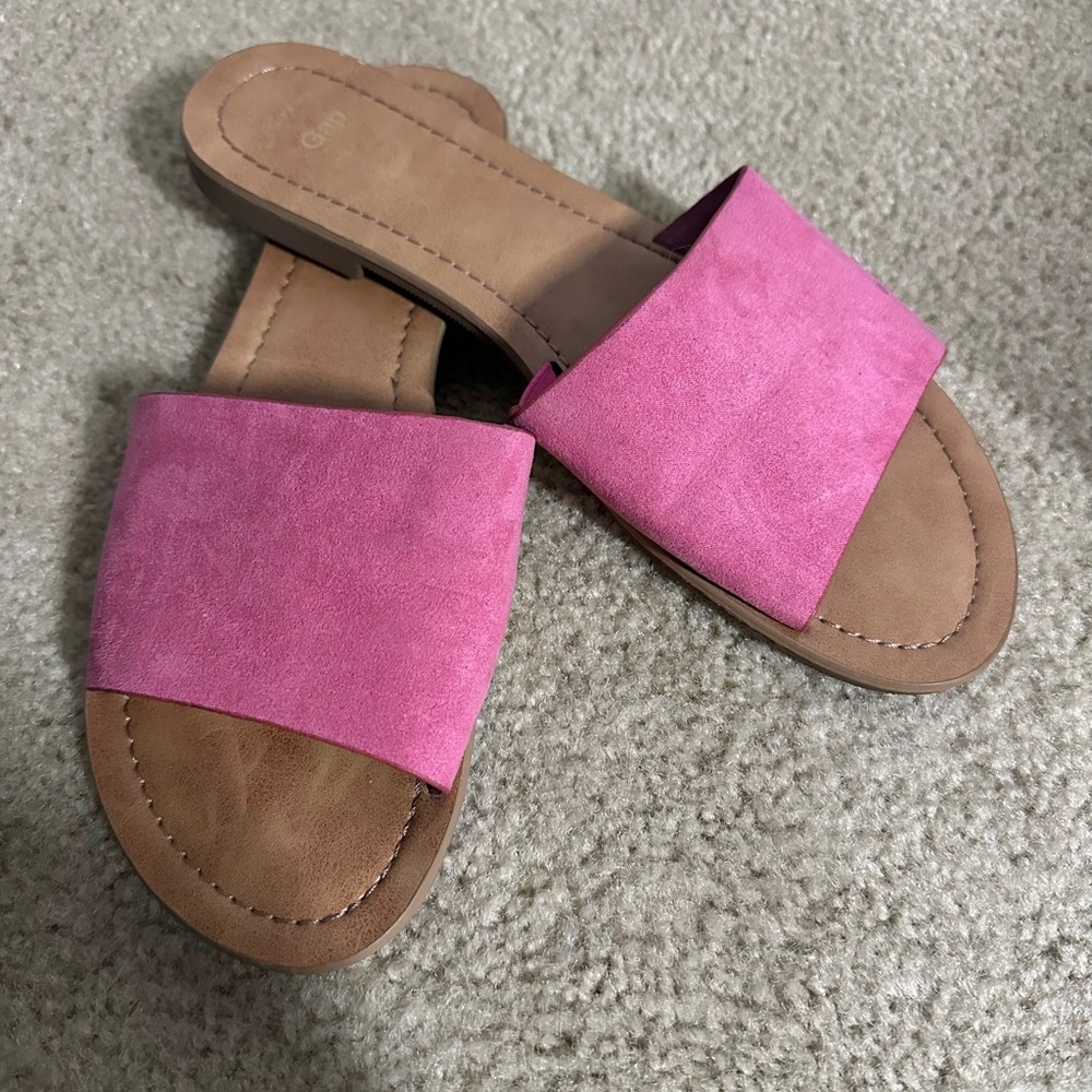Pink GAP sandals - size 6